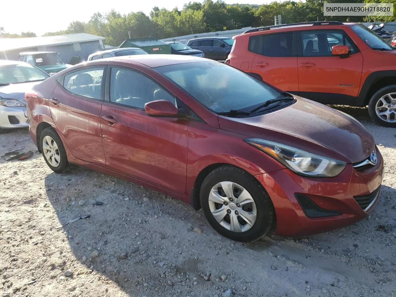 5NPDH4AE9GH718820 2016 Hyundai Elantra Se