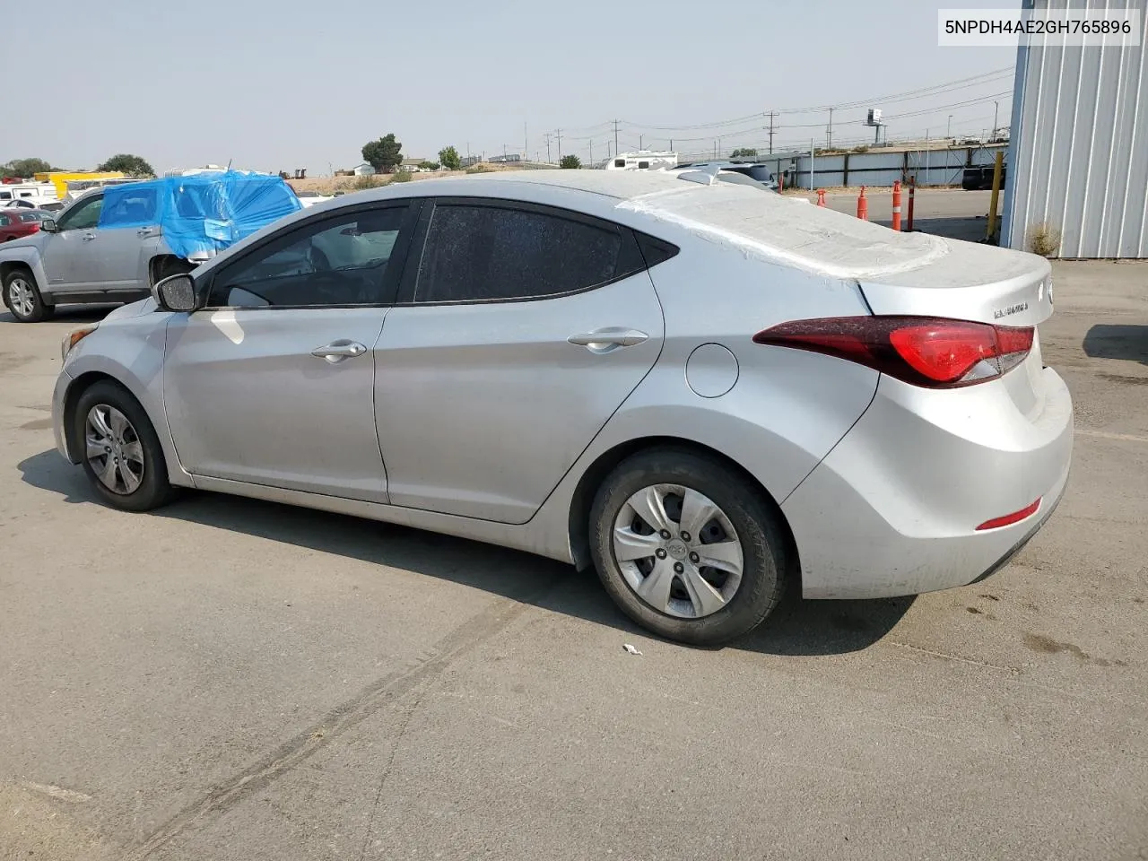 5NPDH4AE2GH765896 2016 Hyundai Elantra Se