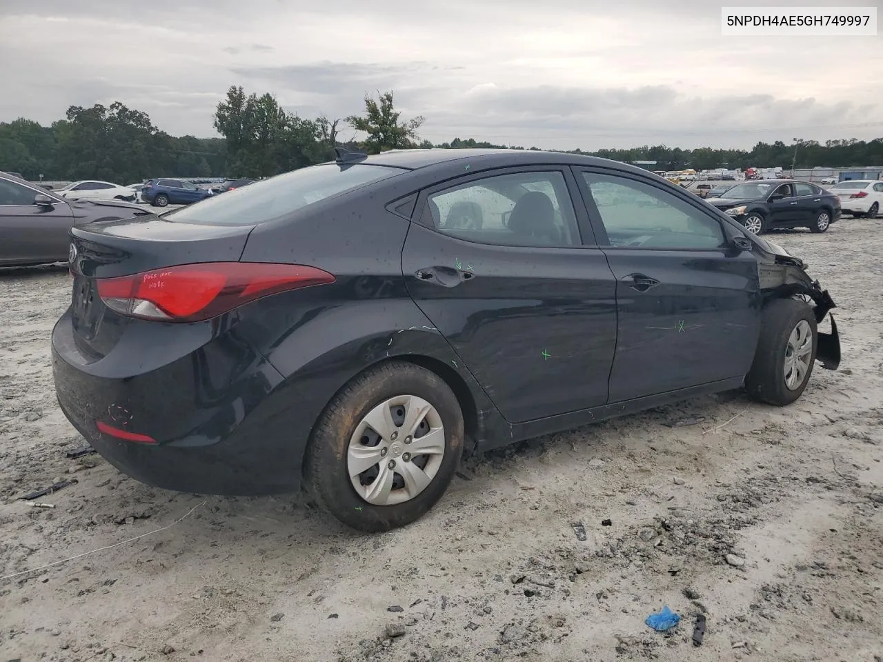 5NPDH4AE5GH749997 2016 Hyundai Elantra Se