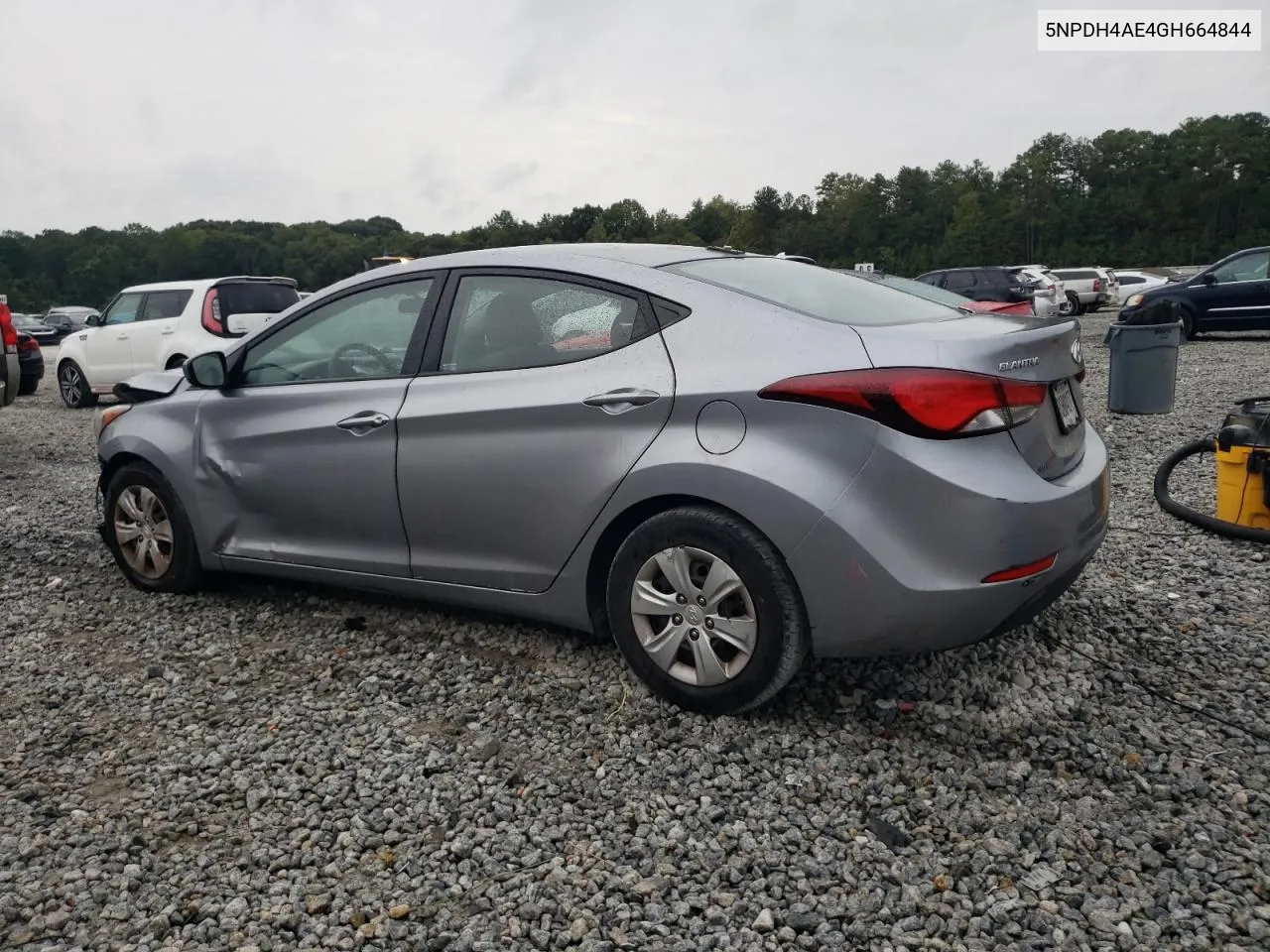 5NPDH4AE4GH664844 2016 Hyundai Elantra Se