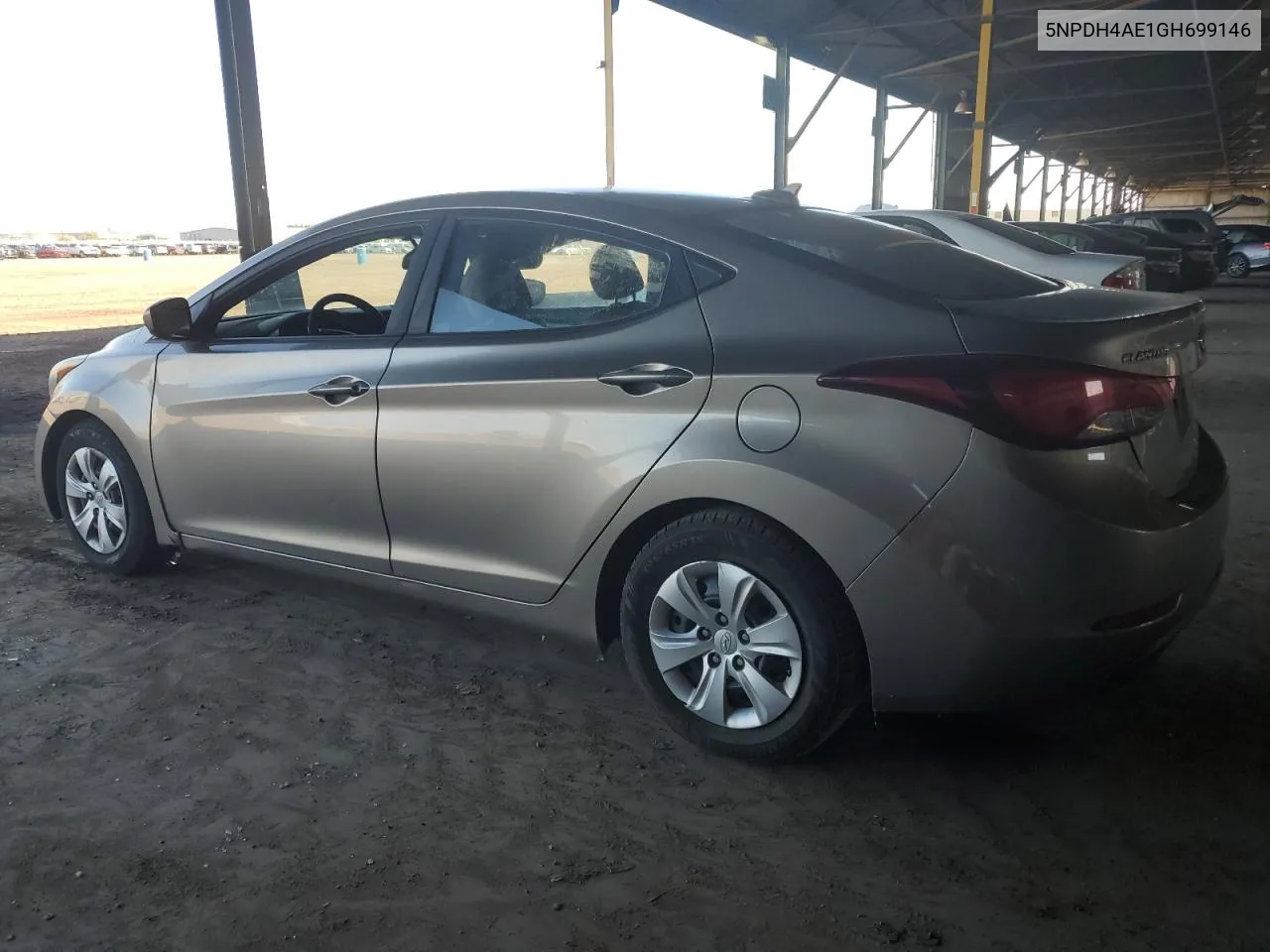 5NPDH4AE1GH699146 2016 Hyundai Elantra Se