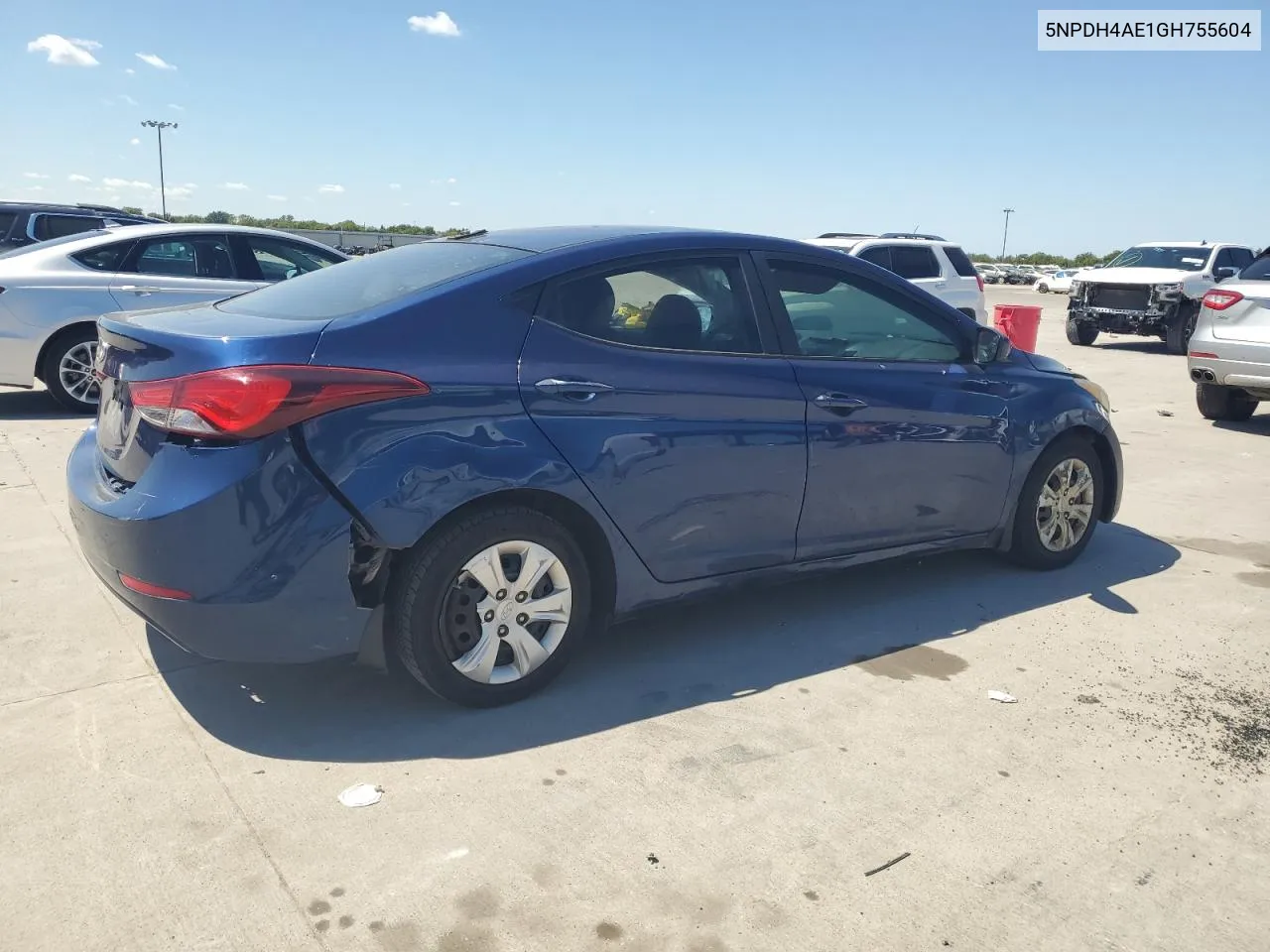 5NPDH4AE1GH755604 2016 Hyundai Elantra Se