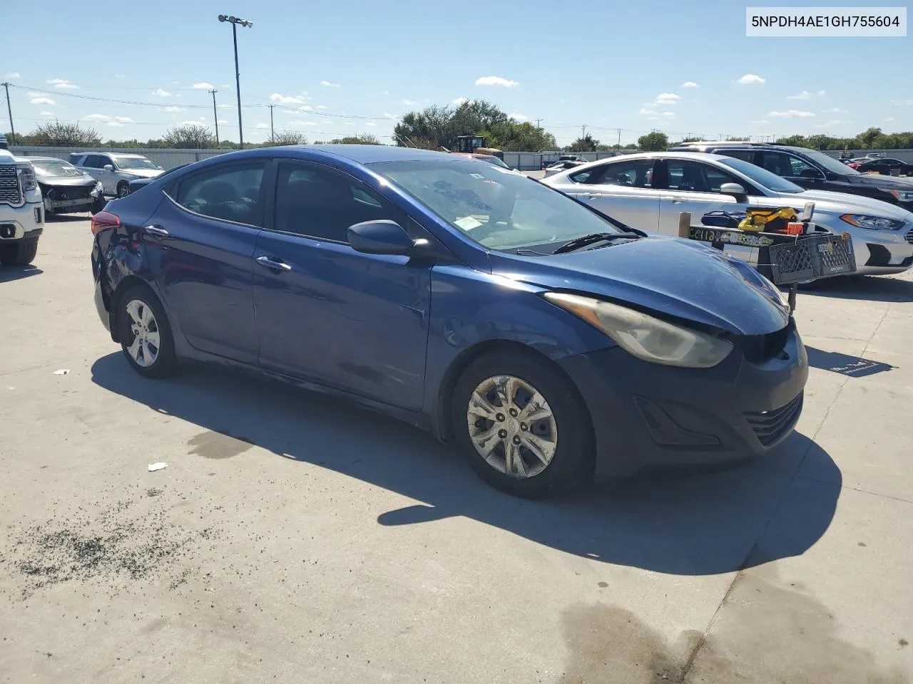 5NPDH4AE1GH755604 2016 Hyundai Elantra Se