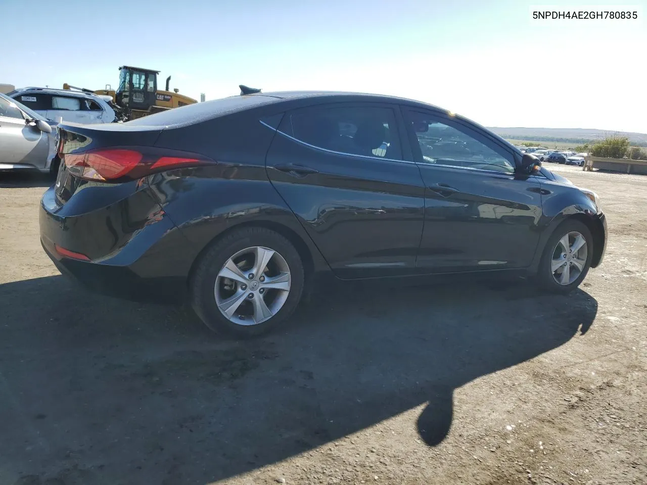 5NPDH4AE2GH780835 2016 Hyundai Elantra Se