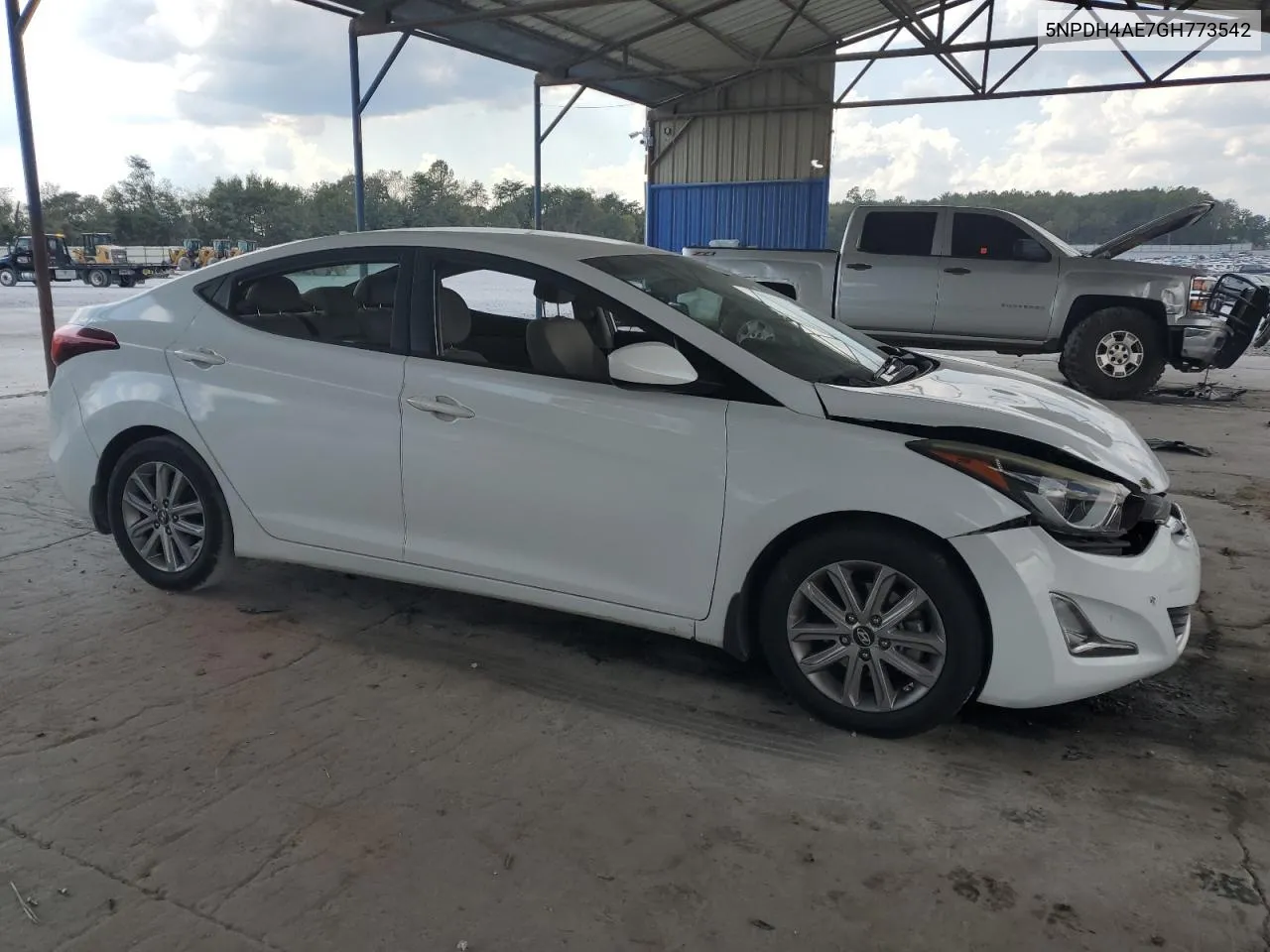 5NPDH4AE7GH773542 2016 Hyundai Elantra Se