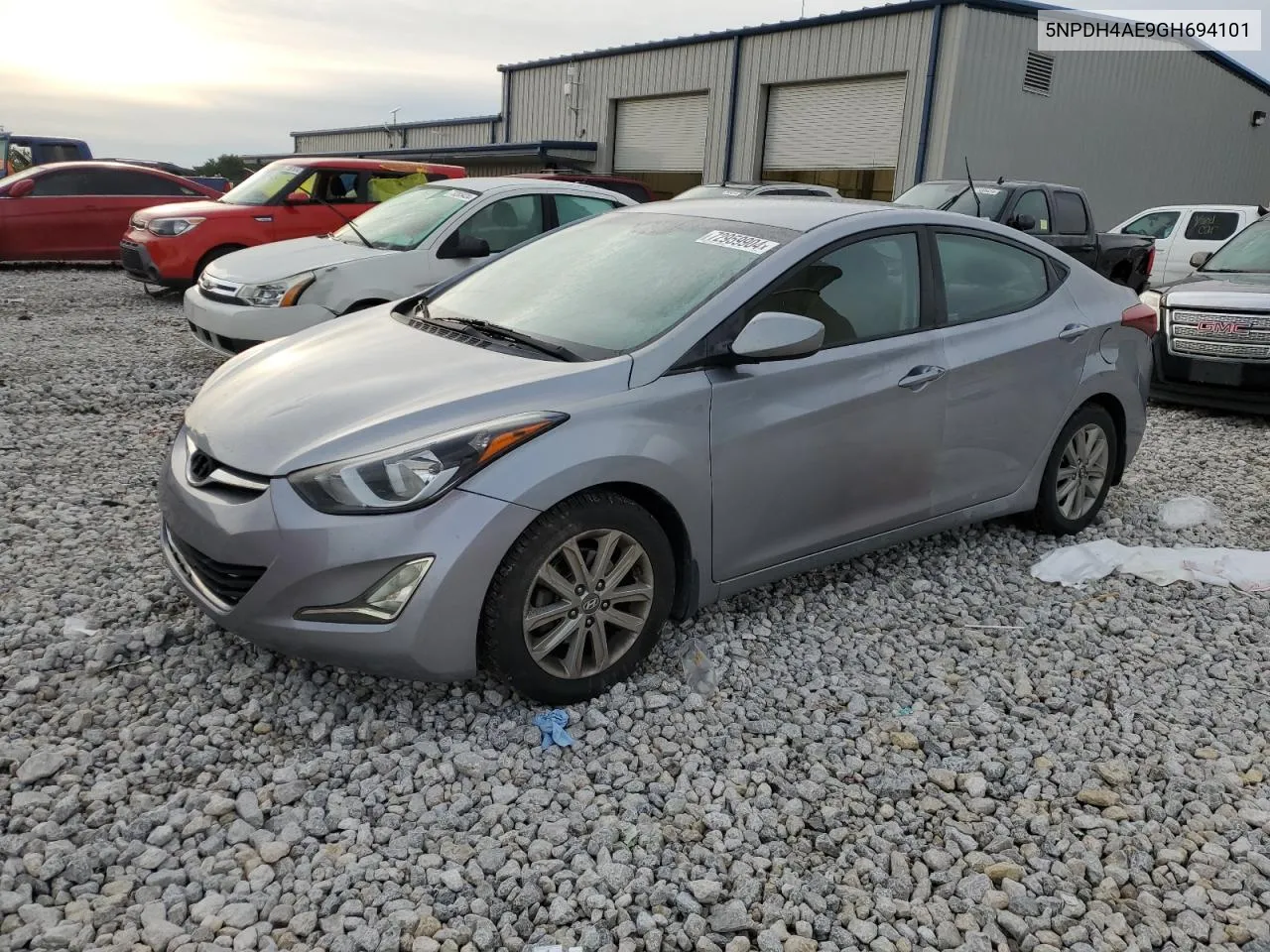 5NPDH4AE9GH694101 2016 Hyundai Elantra Se