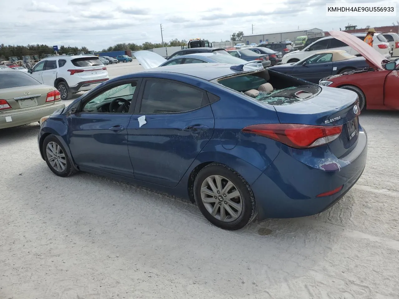 KMHDH4AE9GU556933 2016 Hyundai Elantra Se