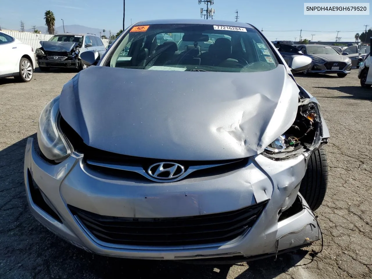 5NPDH4AE9GH679520 2016 Hyundai Elantra Se