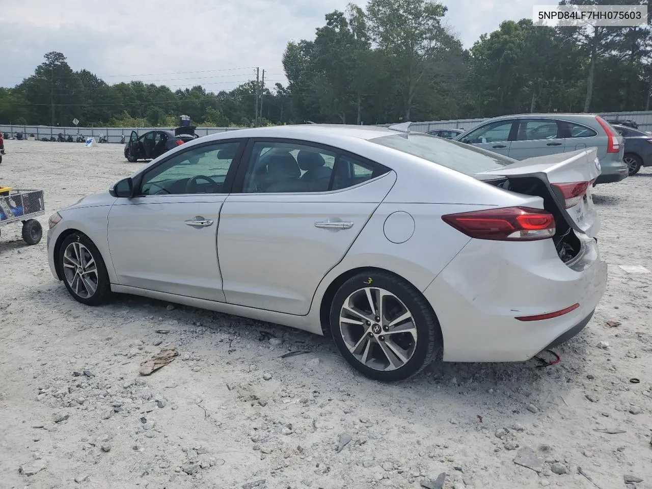 5NPD84LF7HH075603 2017 Hyundai Elantra Se