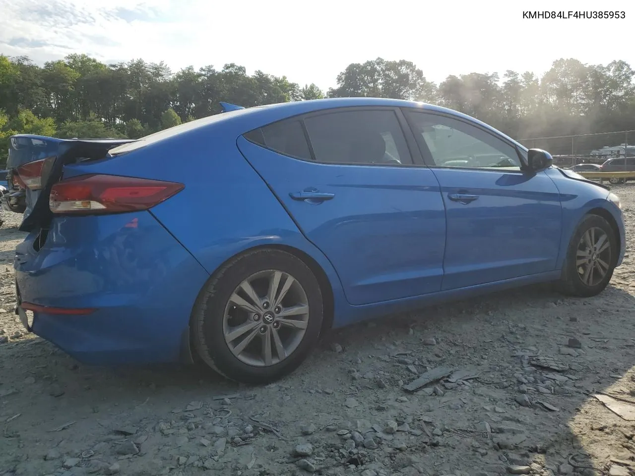 KMHD84LF4HU385953 2017 Hyundai Elantra Se