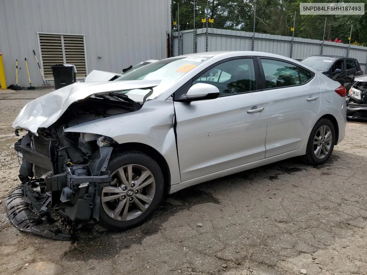 5NPD84LF5HH187493 2017 Hyundai Elantra Se