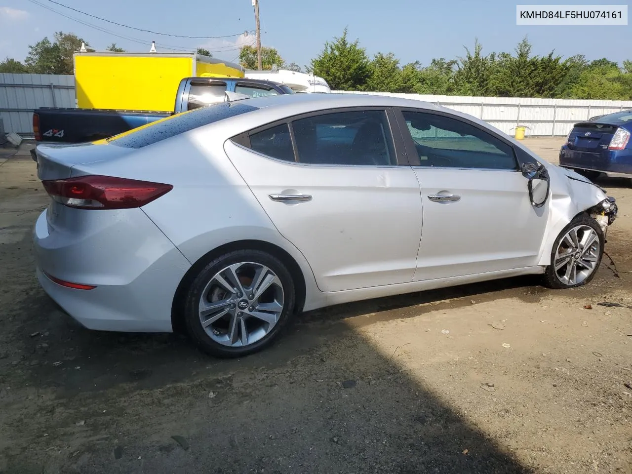 KMHD84LF5HU074161 2017 Hyundai Elantra Se