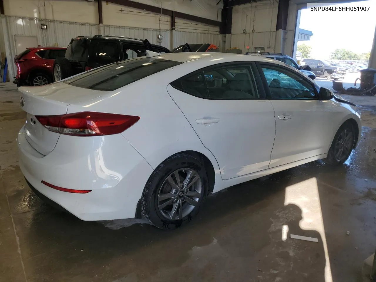 5NPD84LF6HH051907 2017 Hyundai Elantra Se