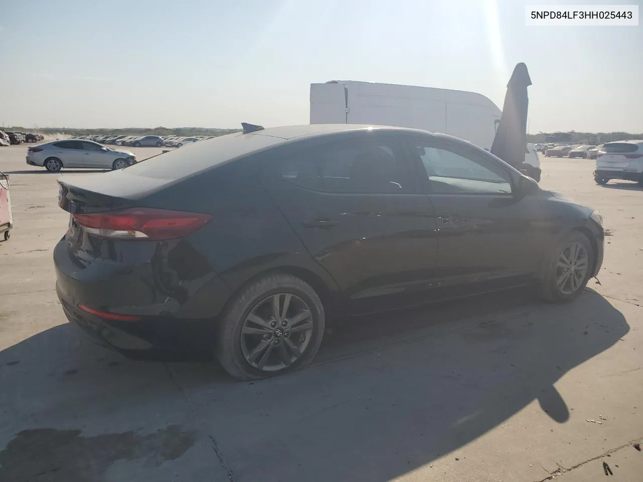 5NPD84LF3HH025443 2017 Hyundai Elantra Se