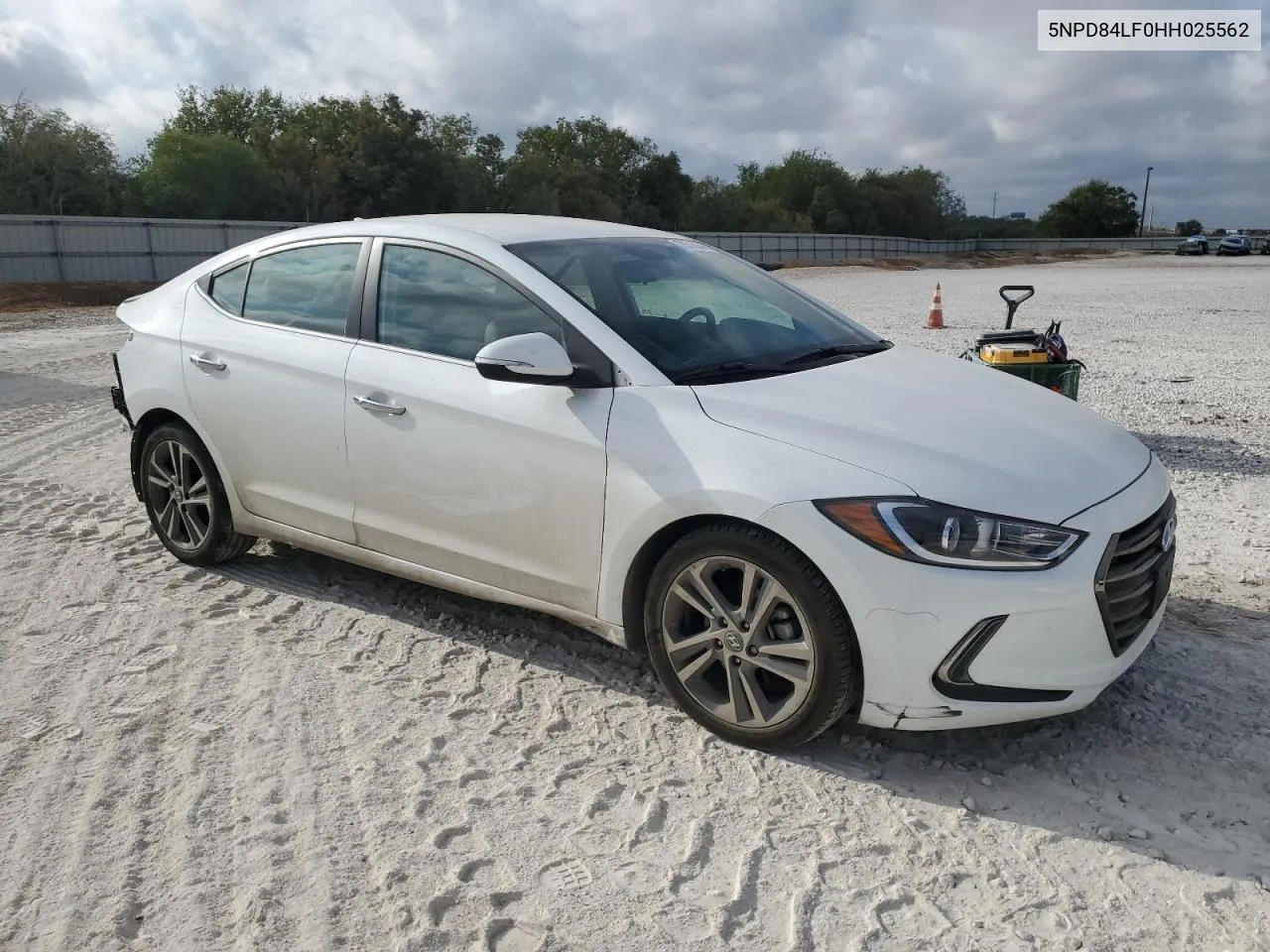 5NPD84LF0HH025562 2017 Hyundai Elantra Se