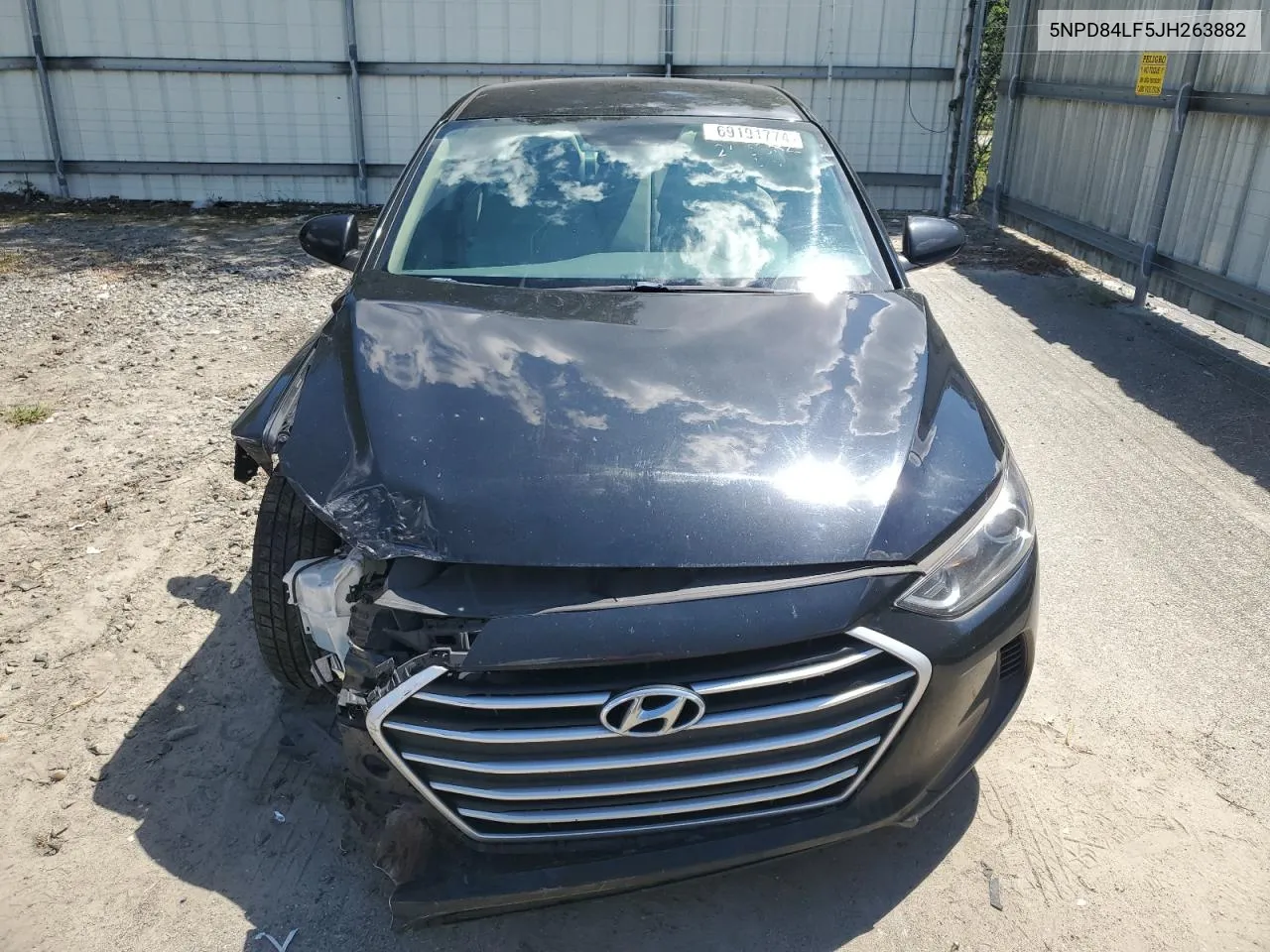 5NPD84LF5JH263882 2018 Hyundai Elantra Sel