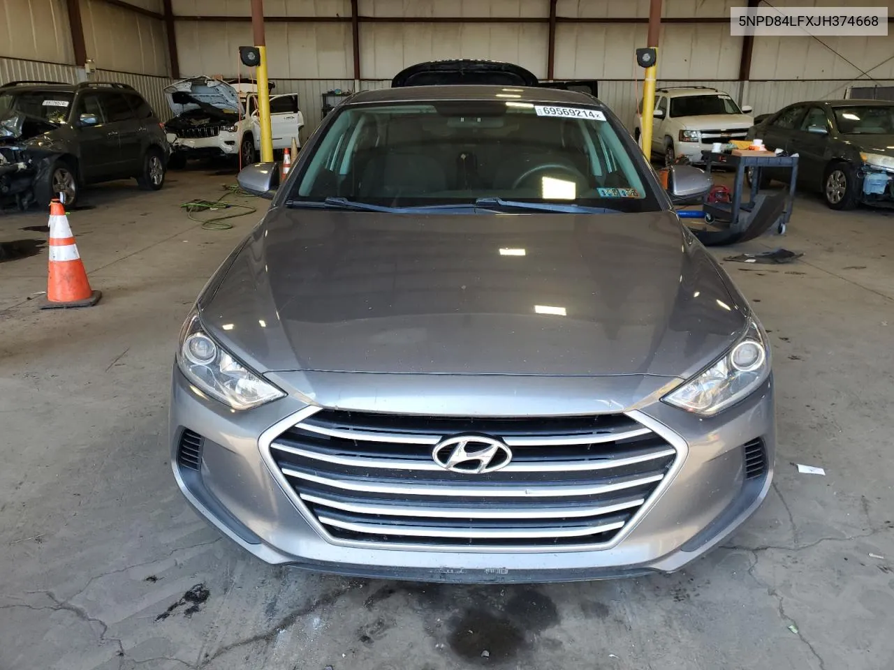 5NPD84LFXJH374668 2018 Hyundai Elantra Sel