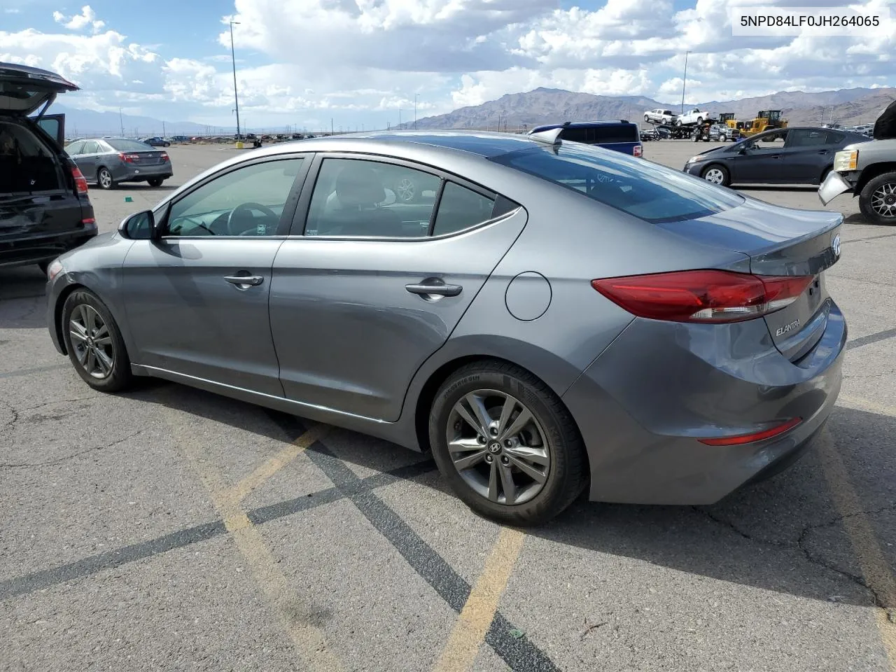 5NPD84LF0JH264065 2018 Hyundai Elantra Sel