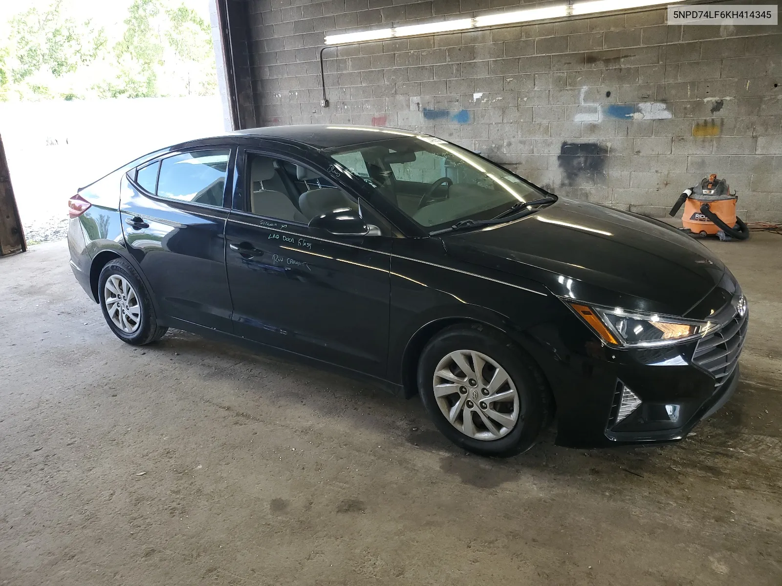 2019 Hyundai Elantra Se VIN: 5NPD74LF6KH414345 Lot: 63492654