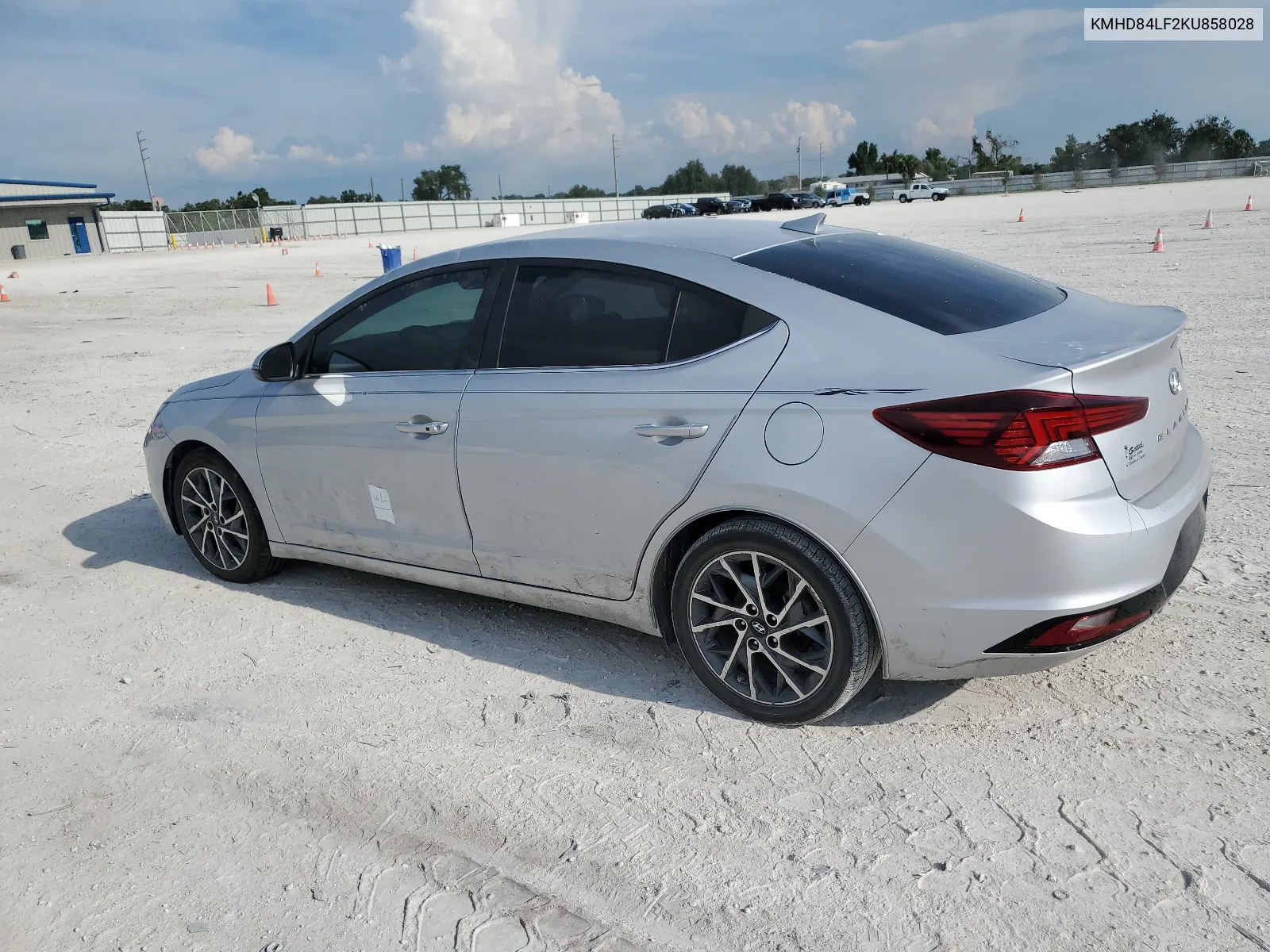 KMHD84LF2KU858028 2019 Hyundai Elantra Sel