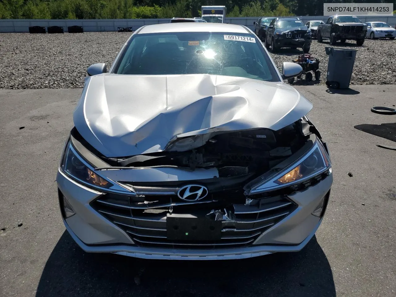 5NPD74LF1KH414253 2019 Hyundai Elantra Se