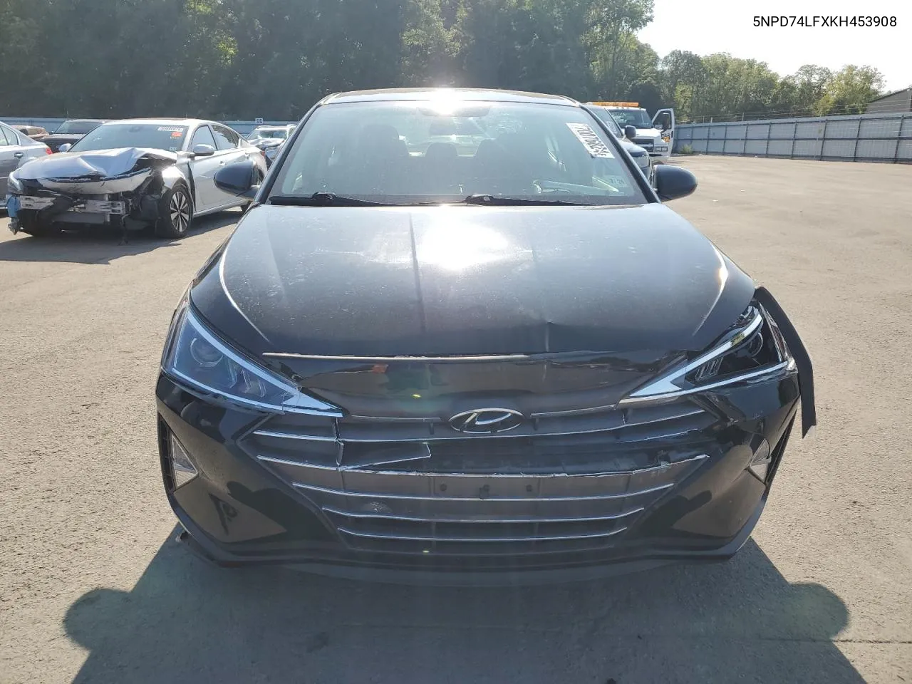 5NPD74LFXKH453908 2019 Hyundai Elantra Se