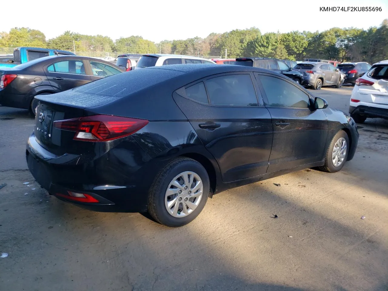 KMHD74LF2KU855696 2019 Hyundai Elantra Se