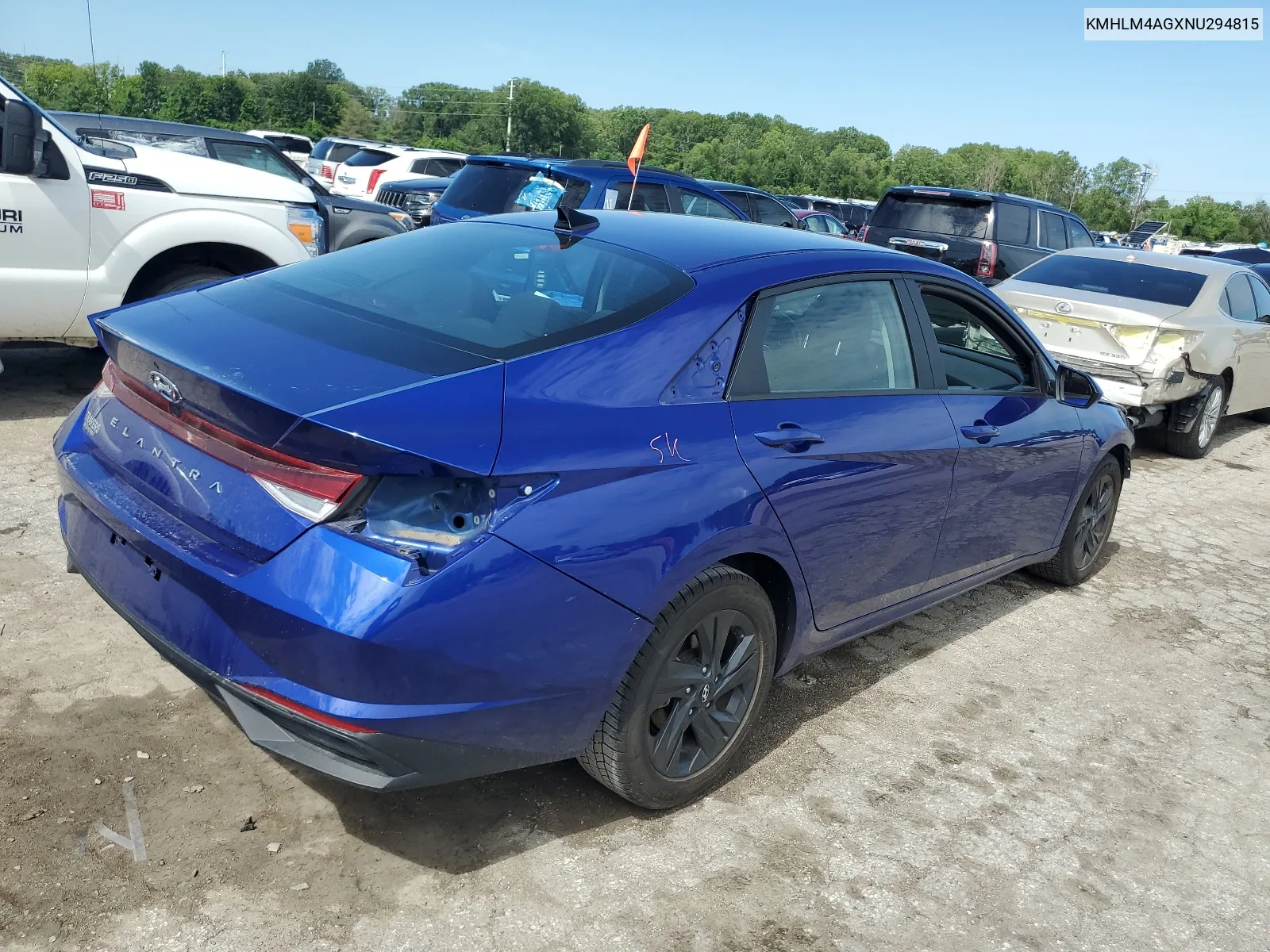 KMHLM4AGXNU294815 2022 Hyundai Elantra Sel