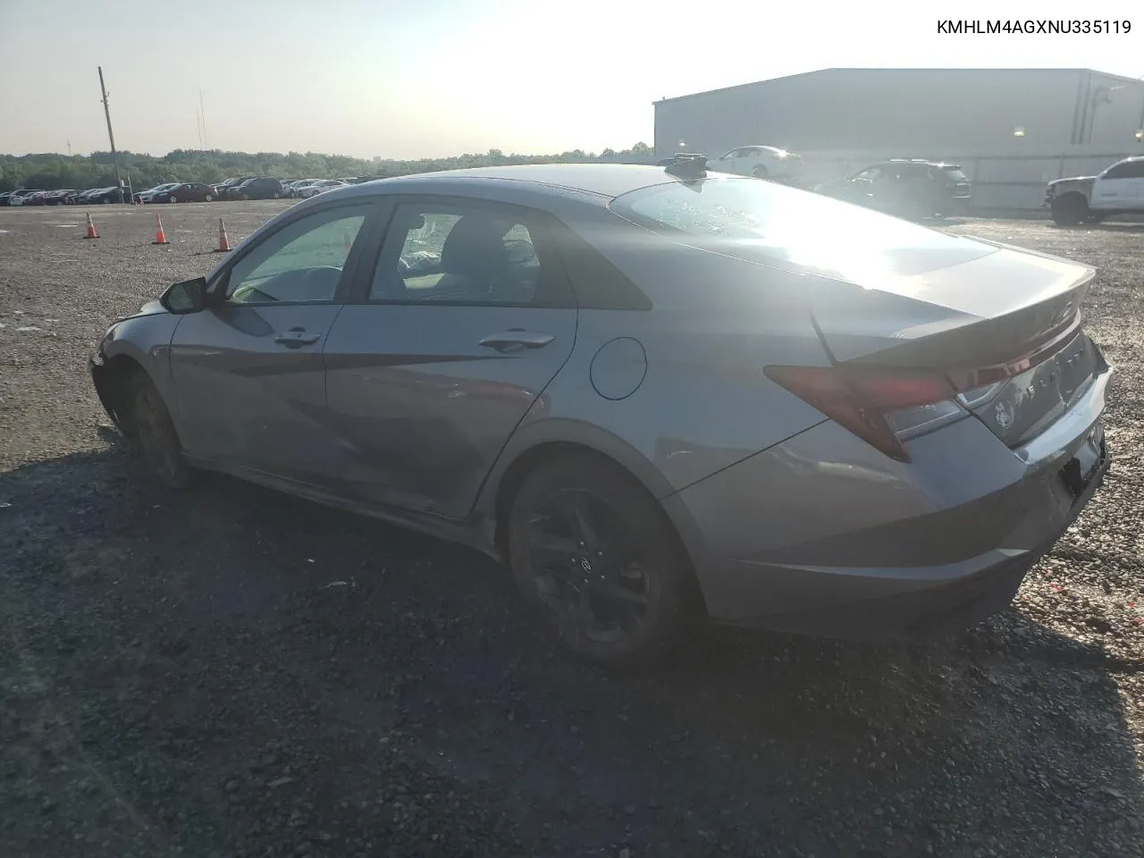 KMHLM4AGXNU335119 2022 Hyundai Elantra Sel