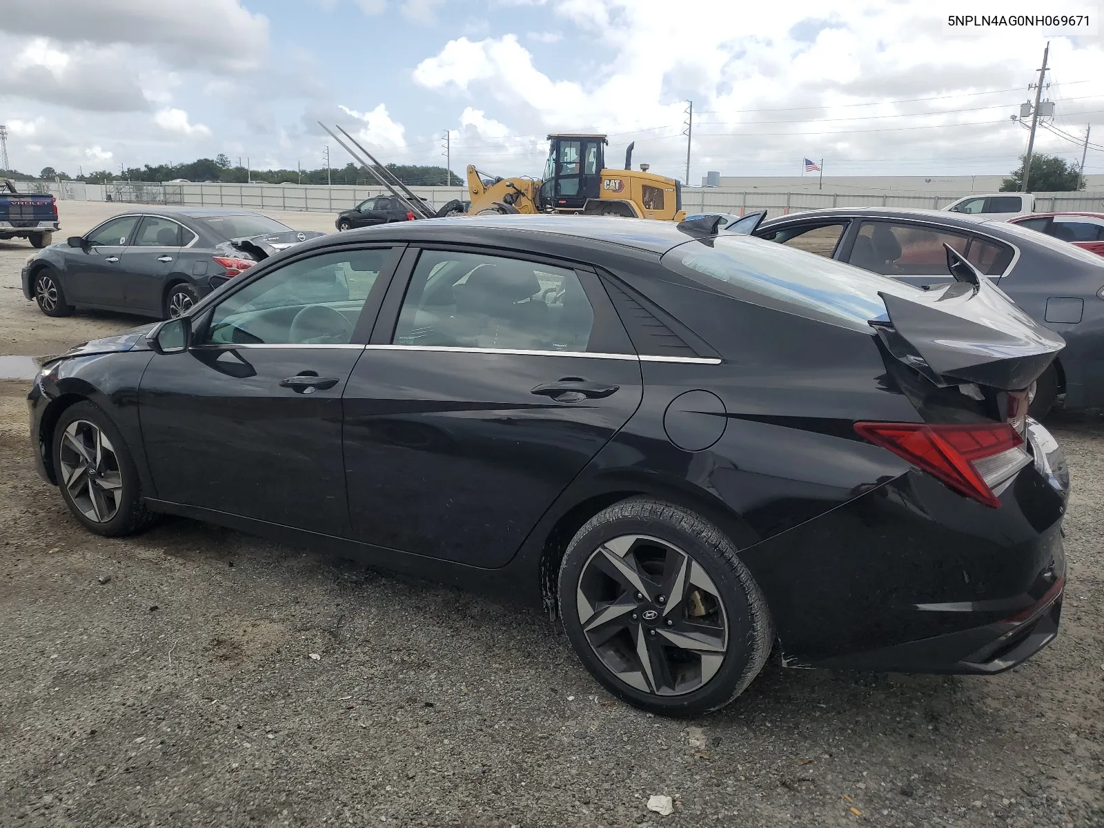 5NPLN4AG0NH069671 2022 Hyundai Elantra Sel