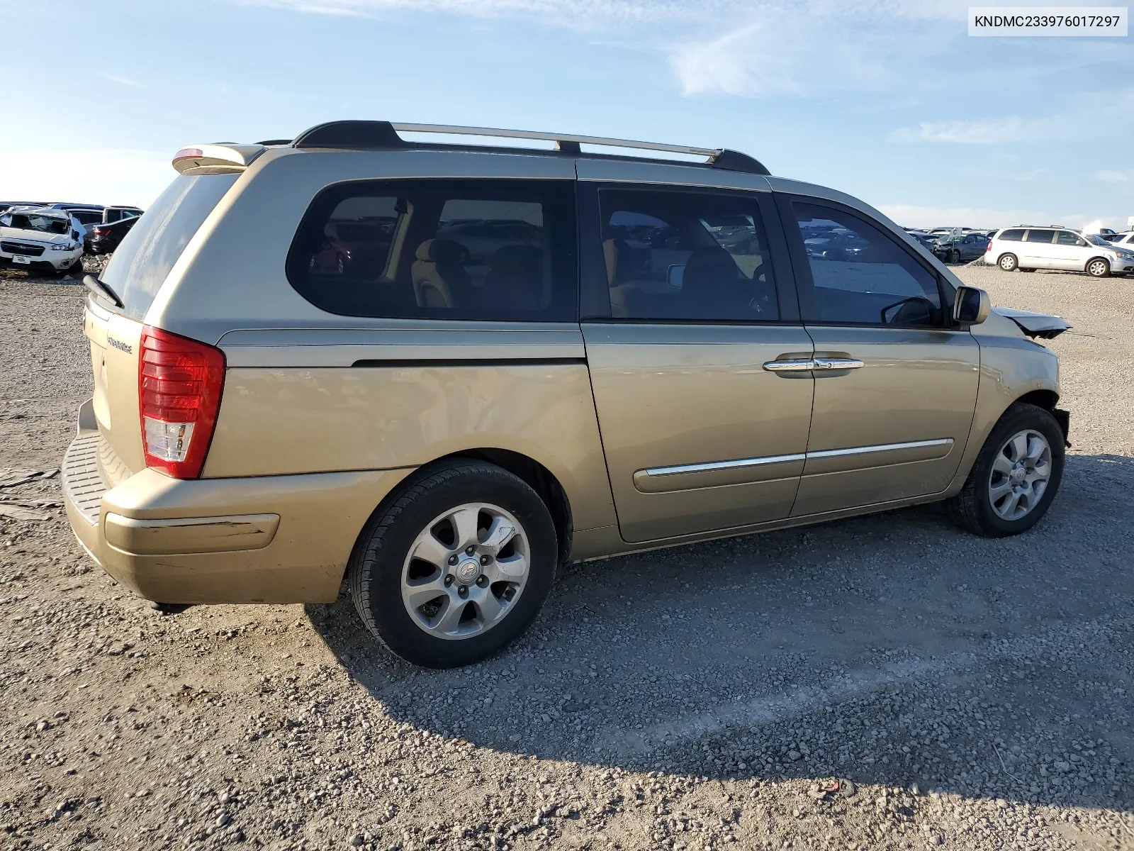 2007 Hyundai Entourage Gls VIN: KNDMC233976017297 Lot: 63868144