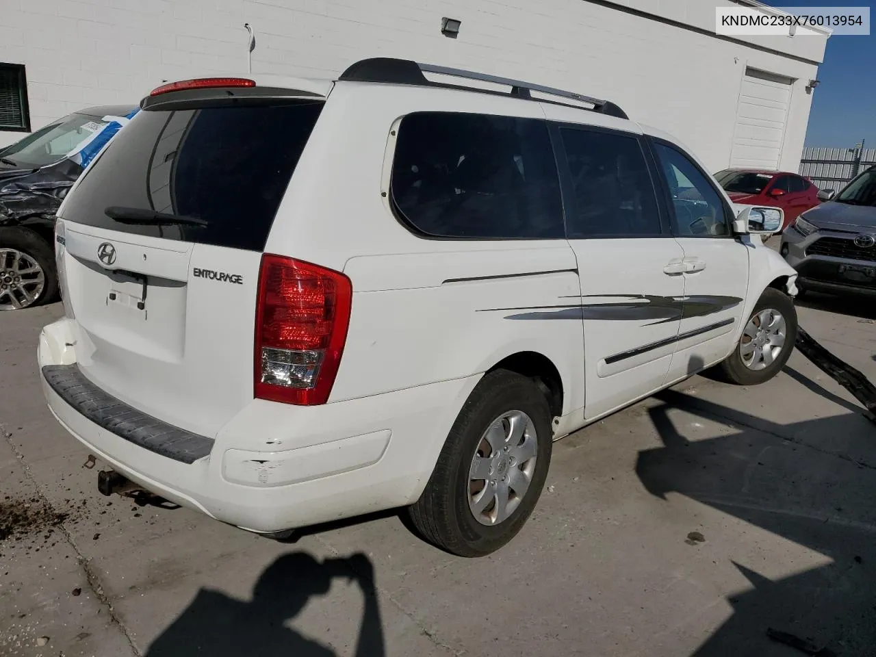 2007 Hyundai Entourage Gls VIN: KNDMC233X76013954 Lot: 67400954