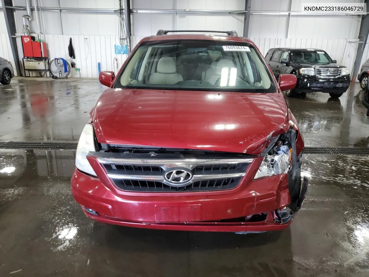 2008 Hyundai Entourage Gls VIN: KNDMC233186046729 Lot: 76093674