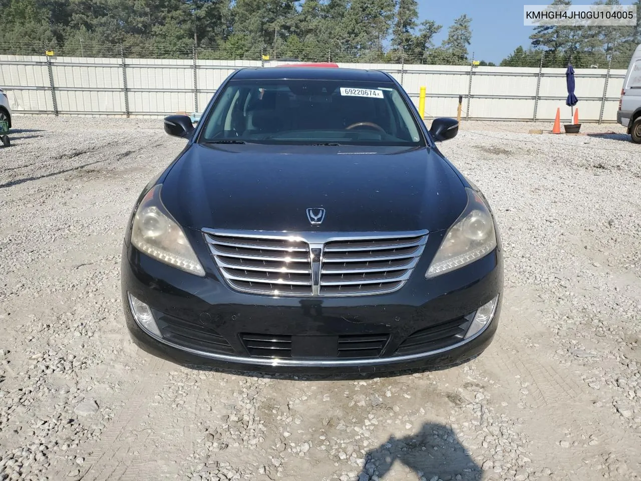 2016 Hyundai Equus Signature VIN: KMHGH4JH0GU104005 Lot: 69220674