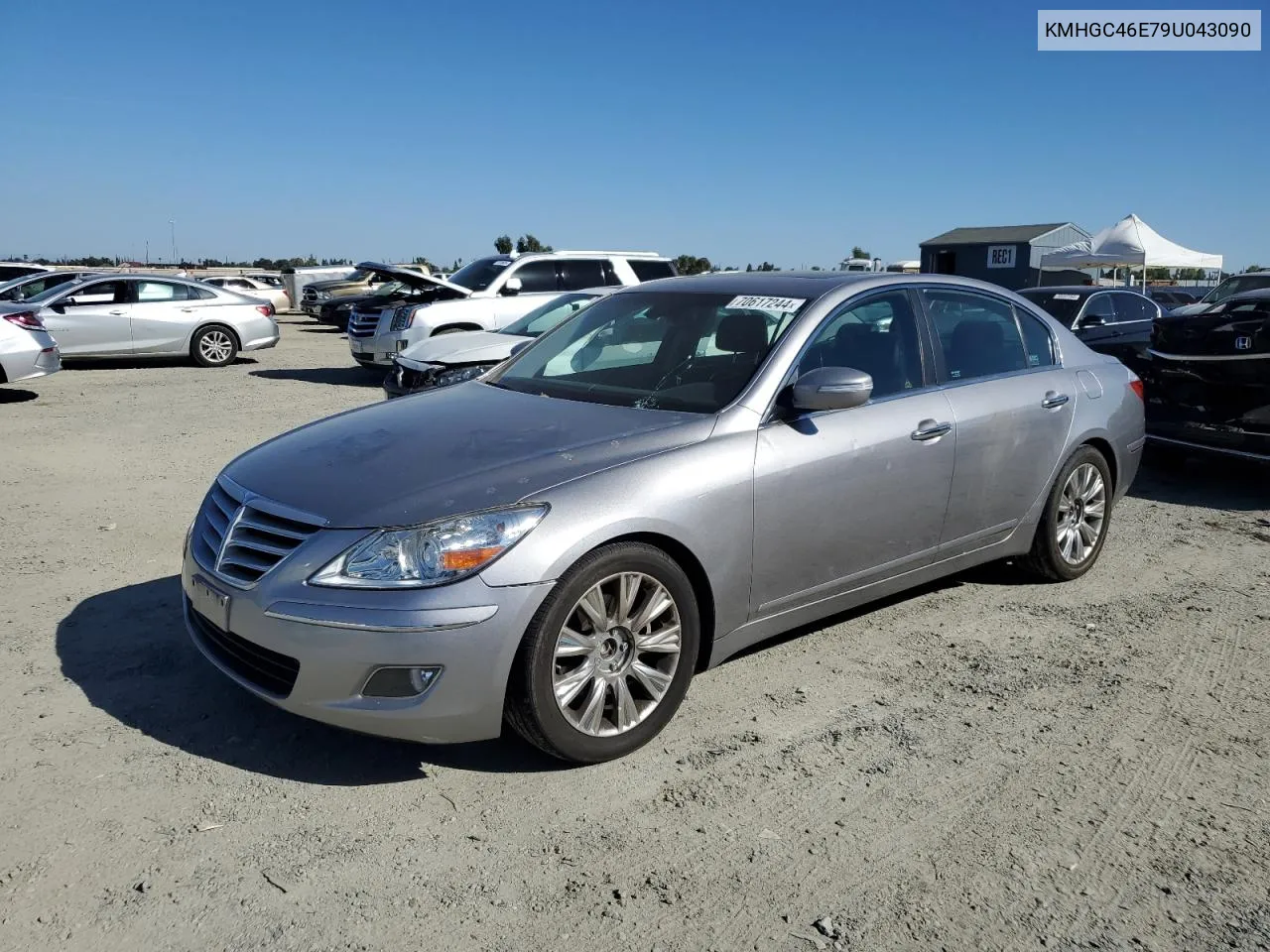 2009 Hyundai Genesis 3.8L VIN: KMHGC46E79U043090 Lot: 70617244