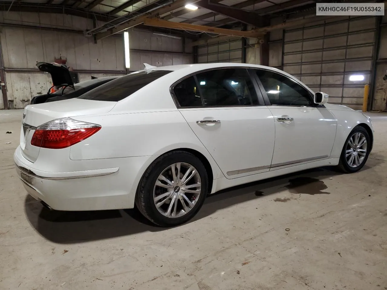 2009 Hyundai Genesis 4.6L VIN: KMHGC46F19U055342 Lot: 71947314