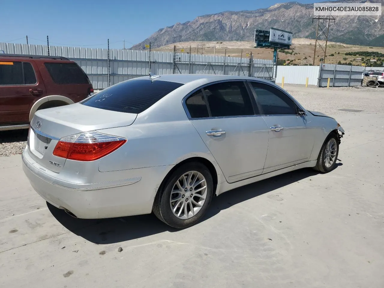 2010 Hyundai Genesis 3.8L VIN: KMHGC4DE3AU085828 Lot: 59071304