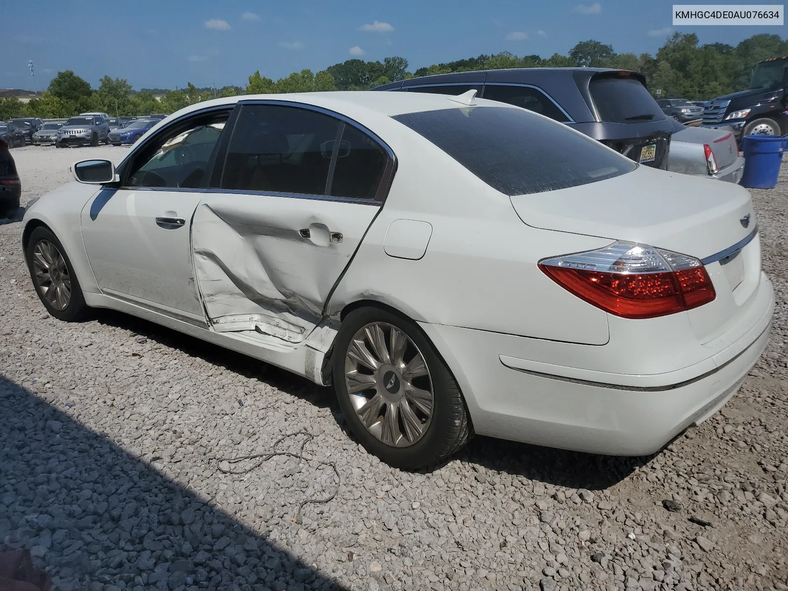 KMHGC4DE0AU076634 2010 Hyundai Genesis 3.8L