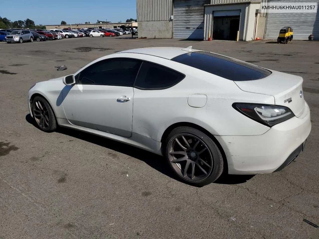 2010 Hyundai Genesis Coupe 3.8L VIN: KMHHU6KH9AU011257 Lot: 69485644