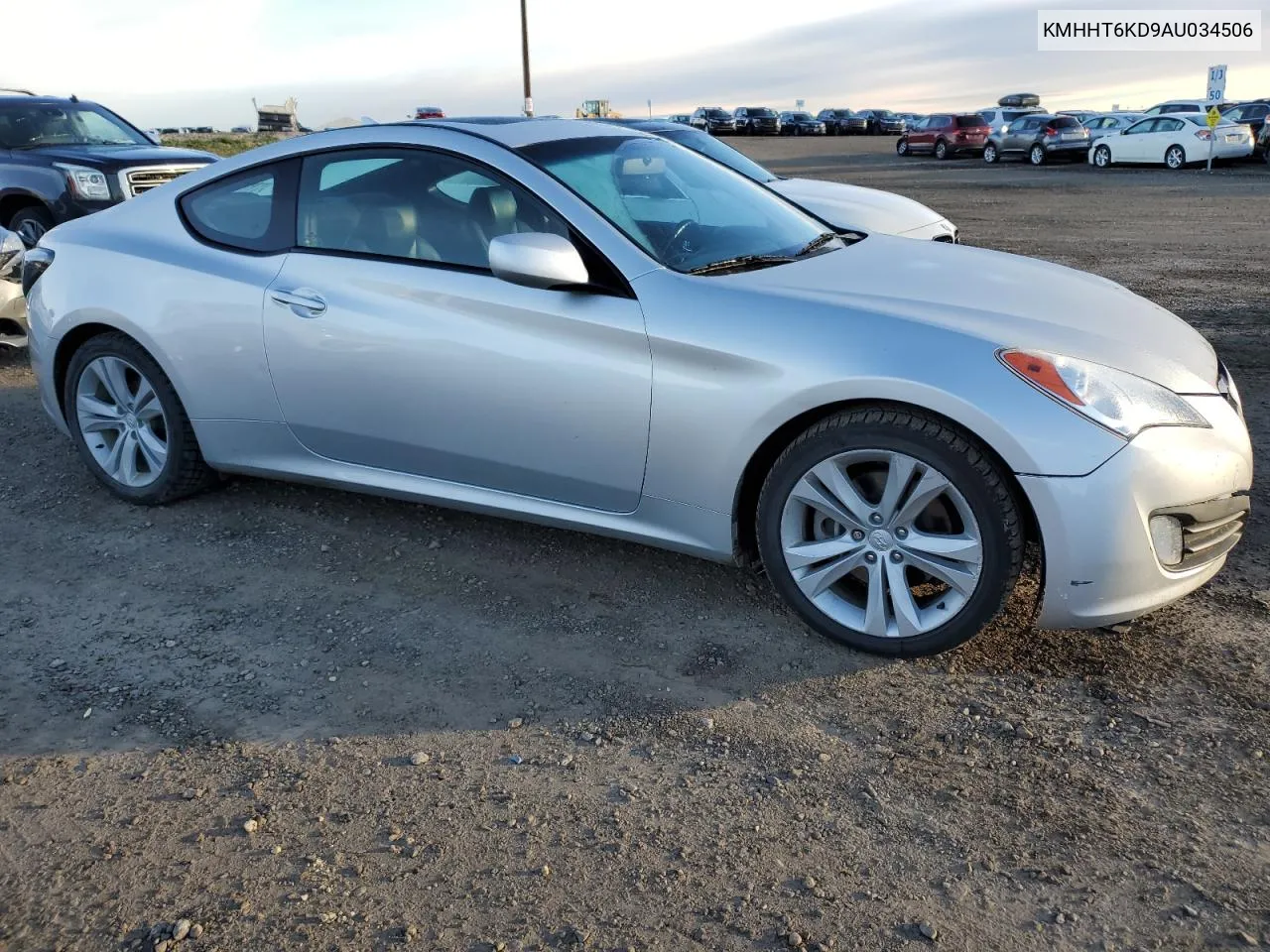 2010 Hyundai Genesis Coupe 2.0T VIN: KMHHT6KD9AU034506 Lot: 72164404