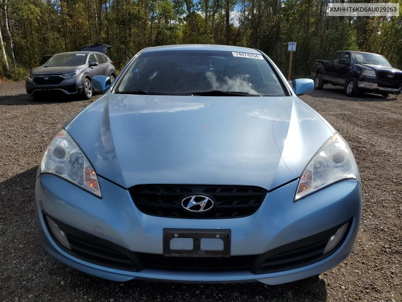 2010 Hyundai Genesis Coupe 2.0T VIN: KMHHT6KD6AU029263 Lot: 74074254