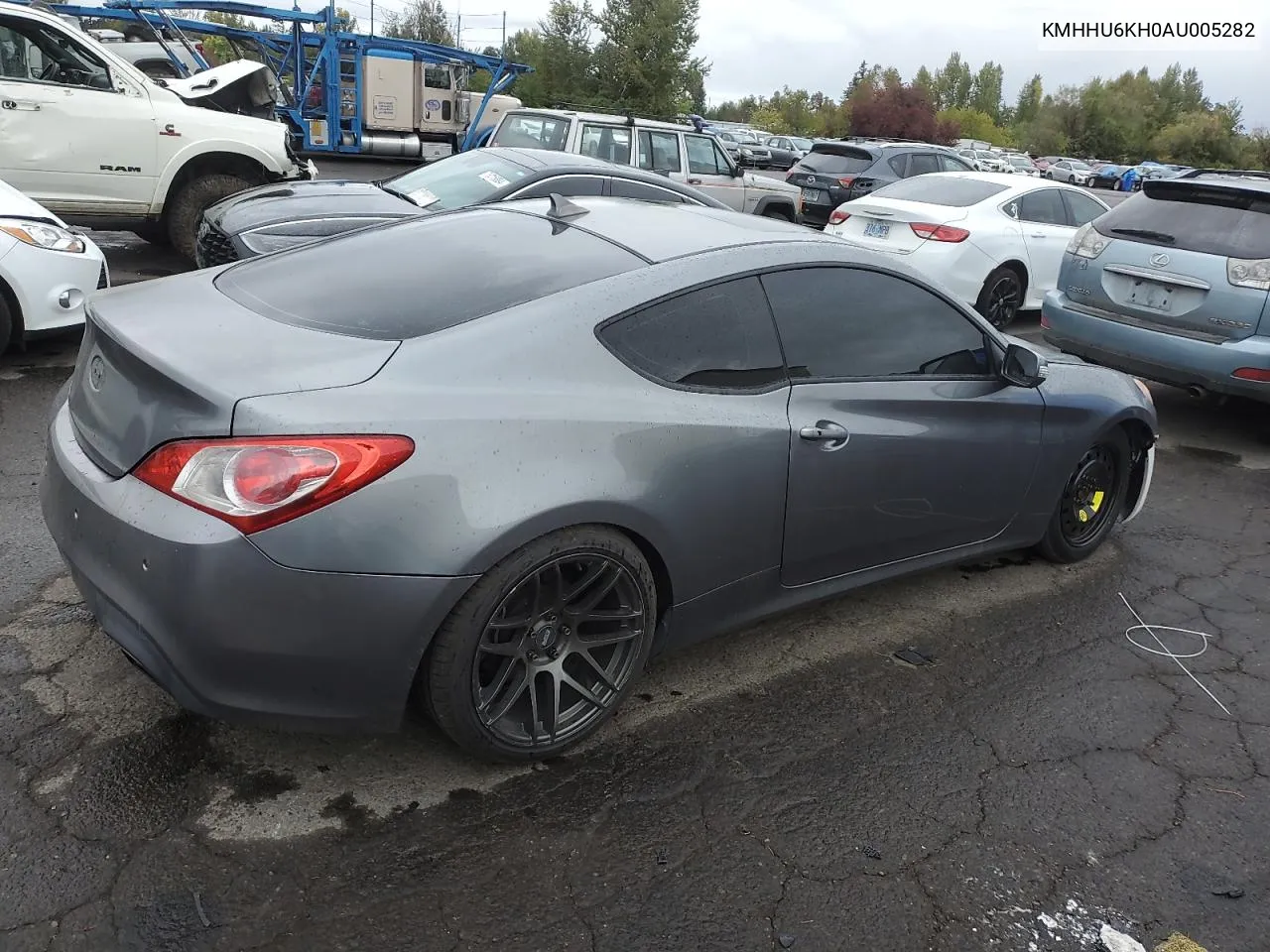 2010 Hyundai Genesis Coupe 3.8L VIN: KMHHU6KH0AU005282 Lot: 75555664