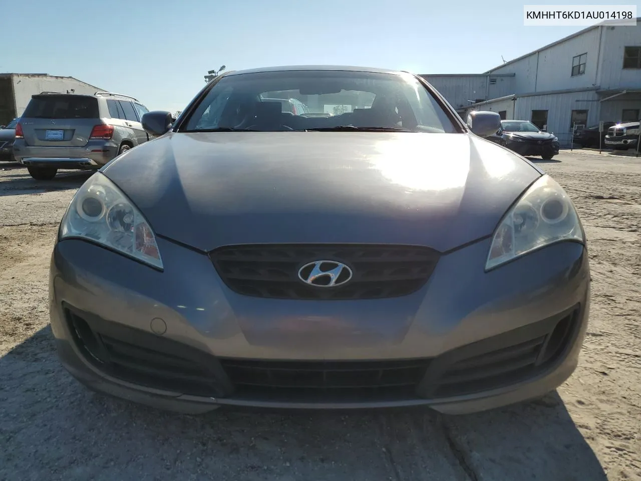 2010 Hyundai Genesis Coupe 2.0T VIN: KMHHT6KD1AU014198 Lot: 76202934