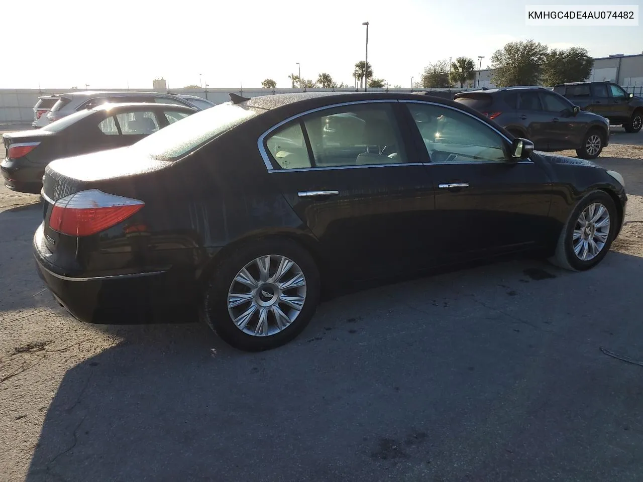 2010 Hyundai Genesis 3.8L VIN: KMHGC4DE4AU074482 Lot: 77200094