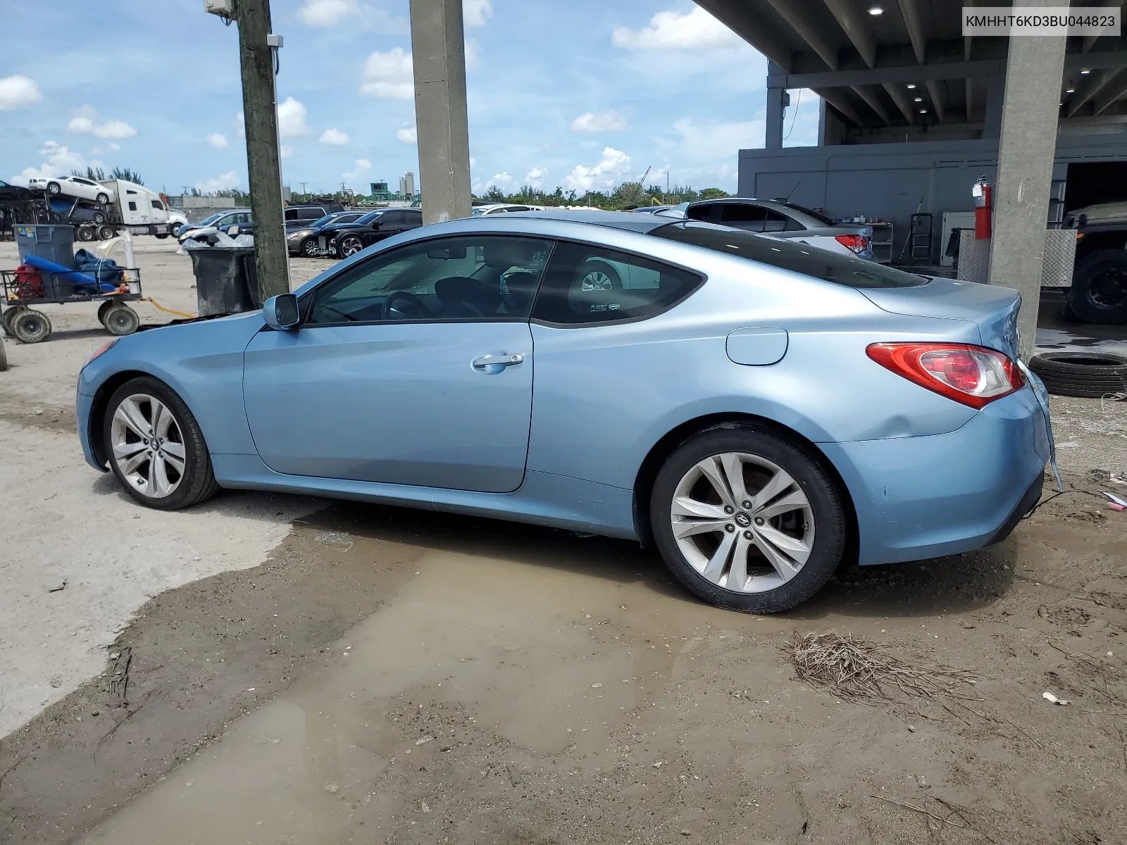 KMHHT6KD3BU044823 2011 Hyundai Genesis Coupe 2.0T