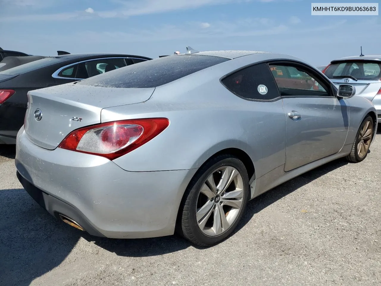 2011 Hyundai Genesis Coupe 2.0T VIN: KMHHT6KD9BU063683 Lot: 75030114