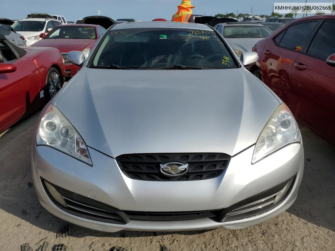 2011 Hyundai Genesis Coupe 3.8L VIN: KMHHU6KH2BU062665 Lot: 76574304