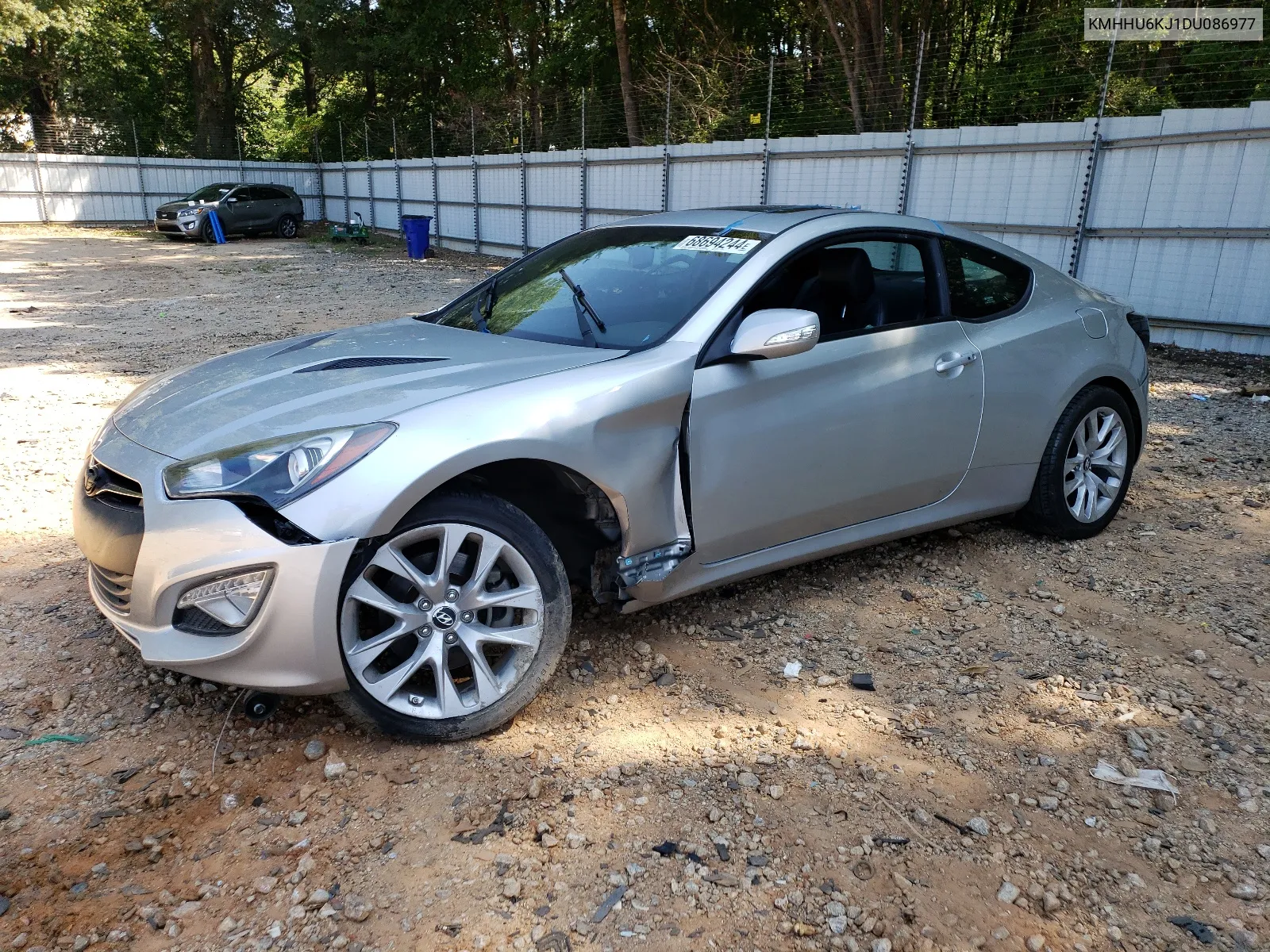 2013 Hyundai Genesis Coupe 3.8L VIN: KMHHU6KJ1DU086977 Lot: 68694244