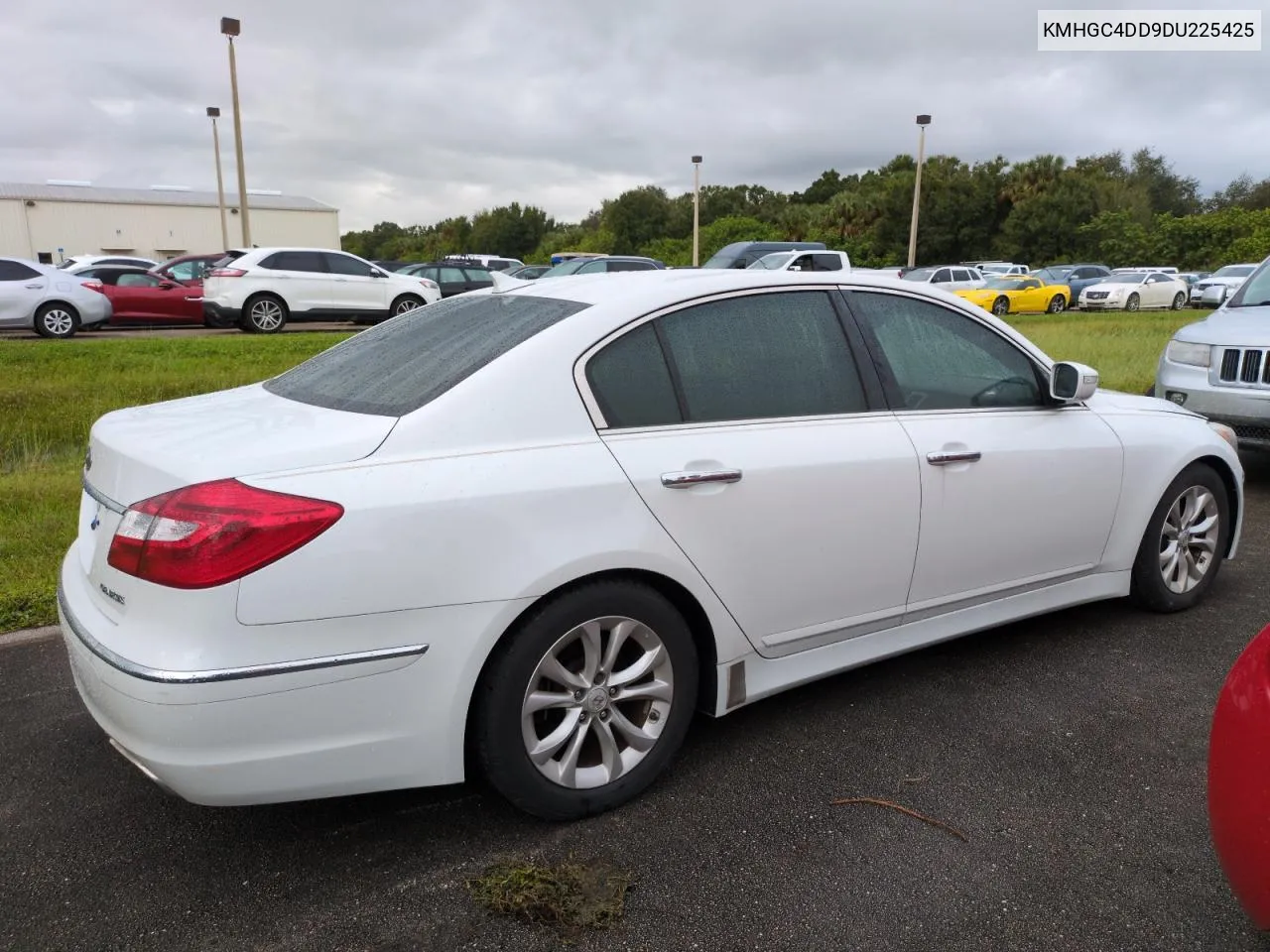 2013 Hyundai Genesis 3.8L VIN: KMHGC4DD9DU225425 Lot: 74838334