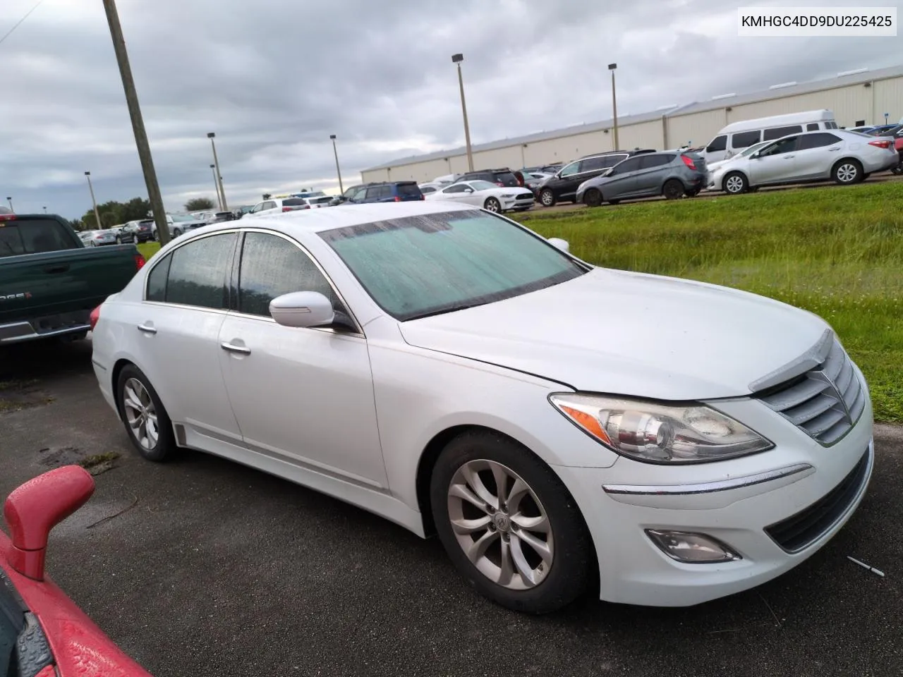 2013 Hyundai Genesis 3.8L VIN: KMHGC4DD9DU225425 Lot: 74838334